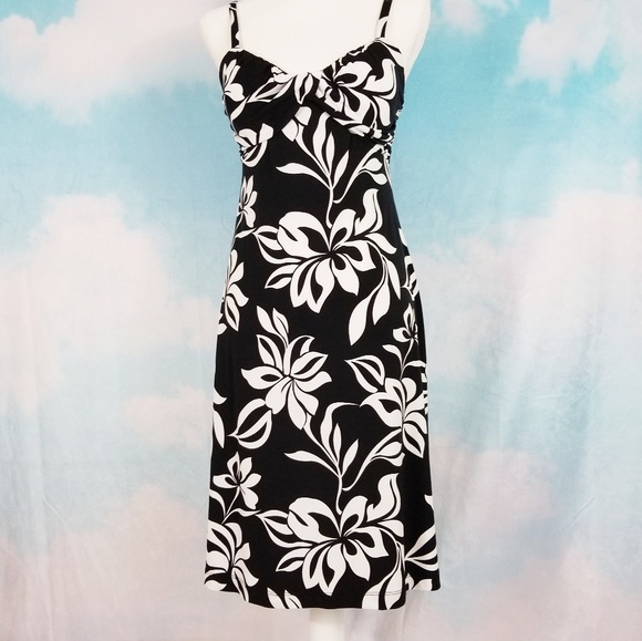 Tommy Bahama Dresses & Skirts - Tommy Bahama Black & White Floral Dress Medium